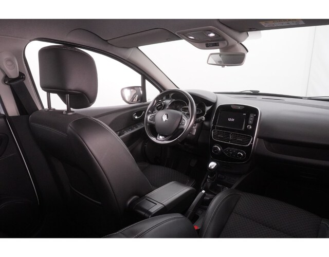 Inside Clio Sport Tourer Diesel  GRIS