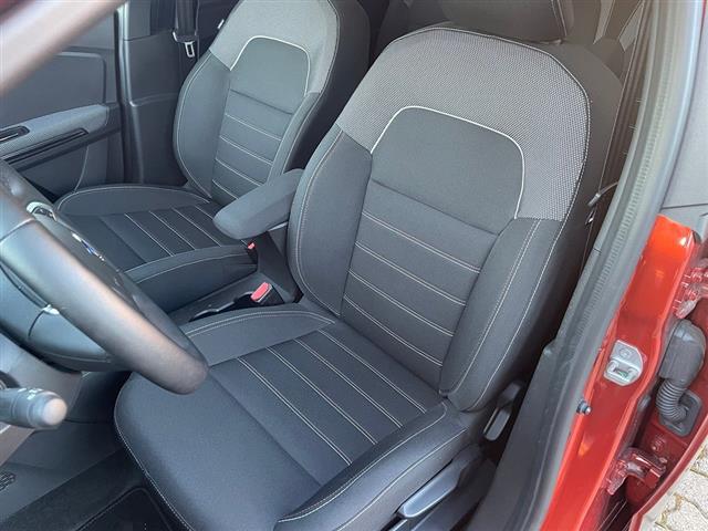 DACIA Jogger 00368107_VO38023217