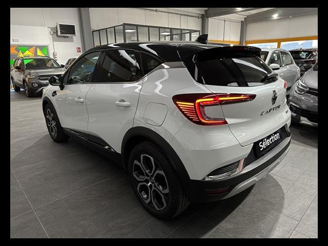 RENAULT Captur 00012090_VO38023184