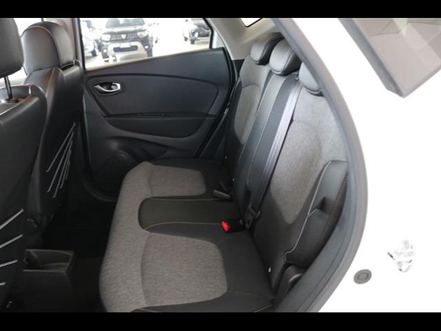 RENAULT Captur I 2017 00552435_VO38013066
