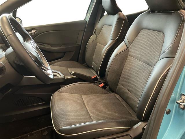 RENAULT Clio 00984450_VO38023207