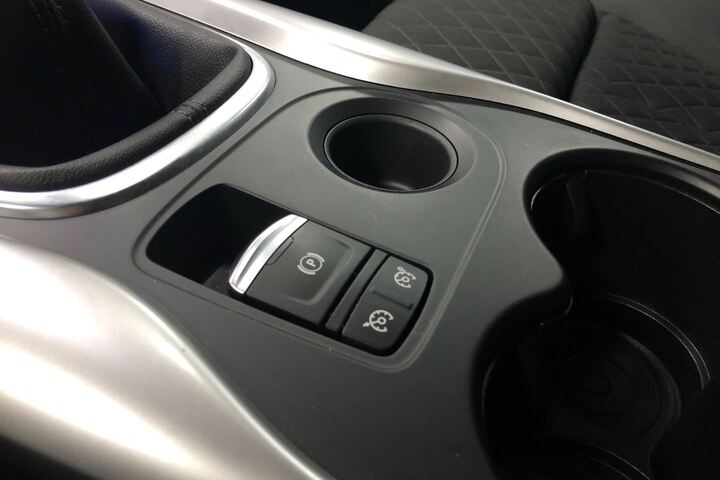 Inside Kadjar Diesel  Azul Cosmos